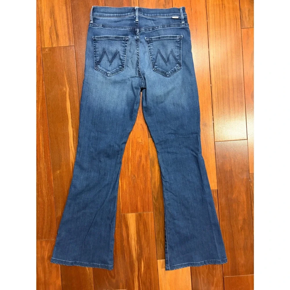 Mother The Weekender Fray Mid Rise Flare Jeans Tongue and Chic Denim Size 28 - Picture 9 of 10